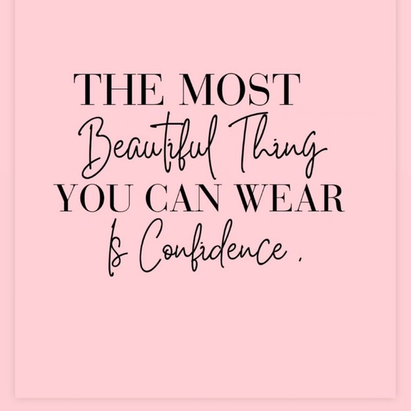 ❤️Meet your posher❤️ - Picture 4 of 11